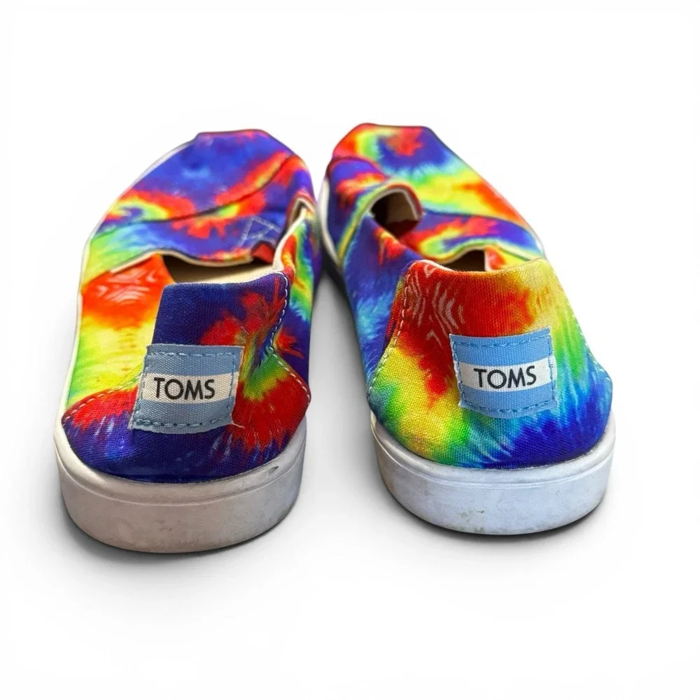 TOMS Tie Dye Rainbow Slip On Shoes Womens‎ Size 8 Canvas Flats